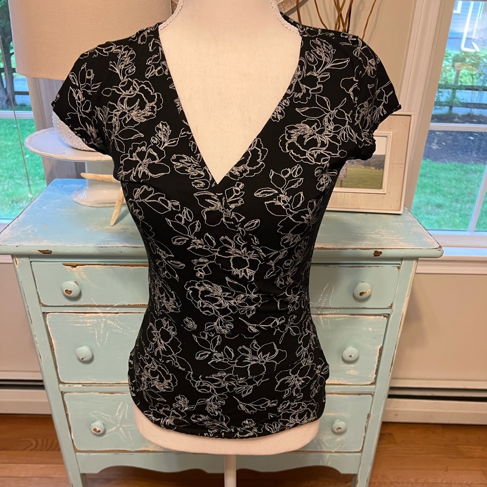 H&M black and white floral print too. XS. B9